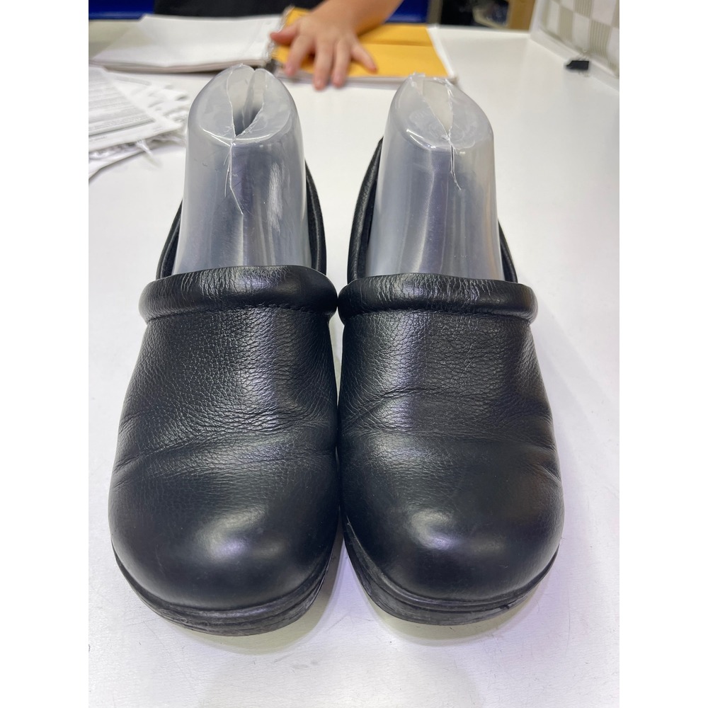 b.o.c. Born Concept Black Pebbled Leather Clogs Slip On Shoes C80803 Size 8M
